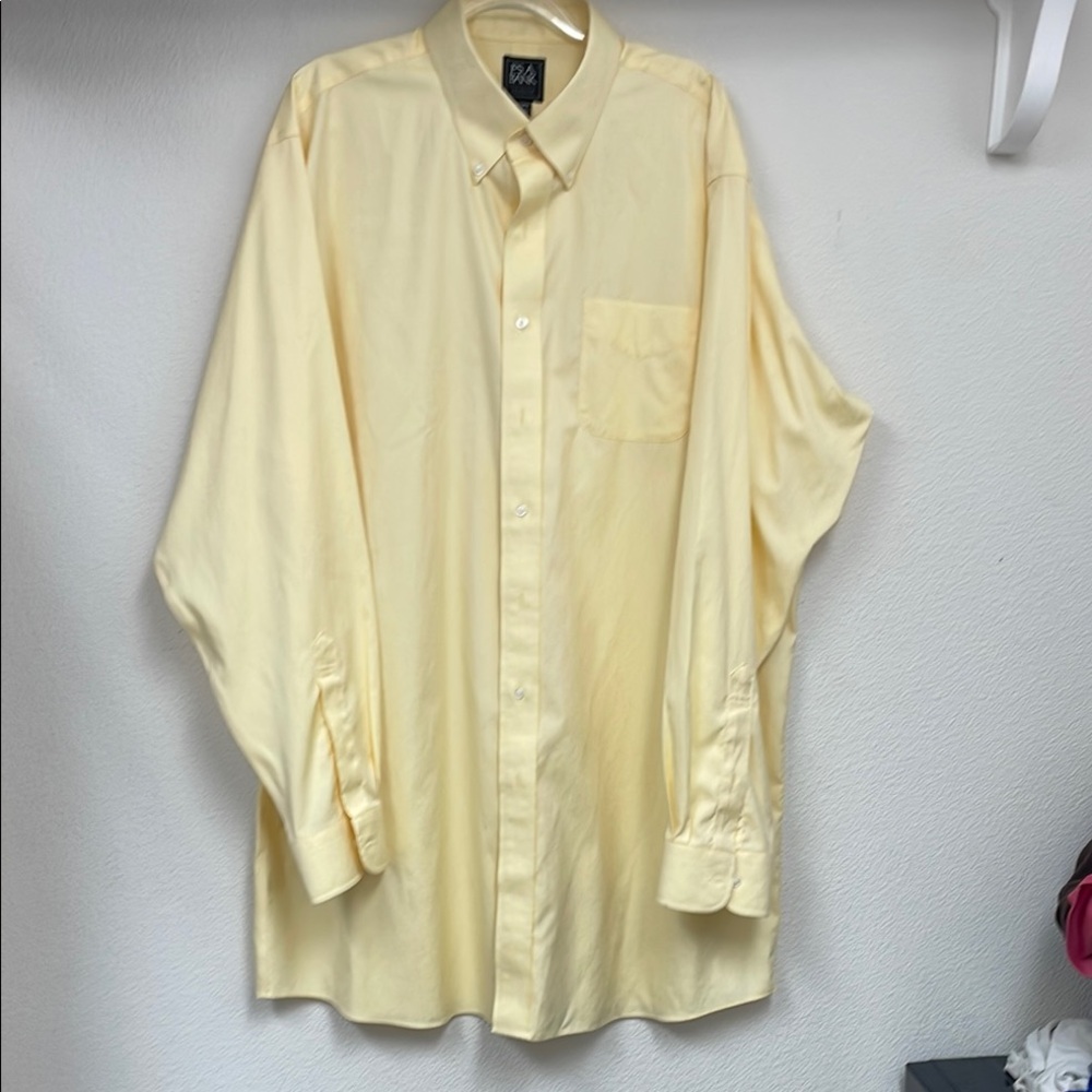 Jos. A. Bank Traveller Yellow‎ Dress Shirt with Point Collar